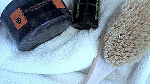 Отзыв: Избавило от целлюлита в комплексе со скрабом. Правильная техника сухого массажа и как правильно выбрать щетку