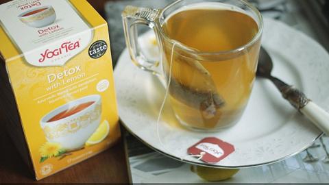 :    Yogi Tea Detox with Lemon