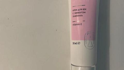 Отзыв: Этот крем за три недели вернул коже вокруг глаз упругость и сияние