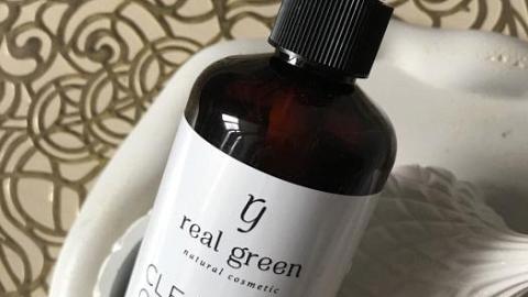 Отзыв: Бережное очищение кожи, без сухости и стянутости.