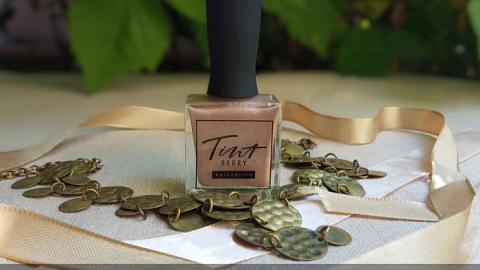 Отзыв: Лак для ногтей 