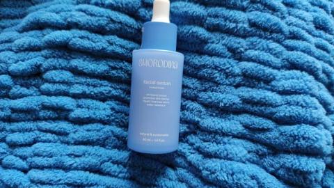 Отзыв: Увлажняющая сыворотка для лица с церамидами 