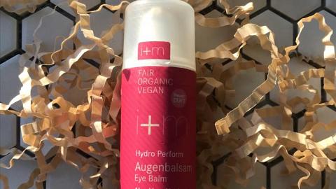 Отзыв: Полюбившаяся малютка-бальзам Гидро Перфом для век