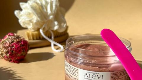 Отзыв: Скраб-крем для тела Шоколадный -  блаженство и удовольствие в одном флаконе