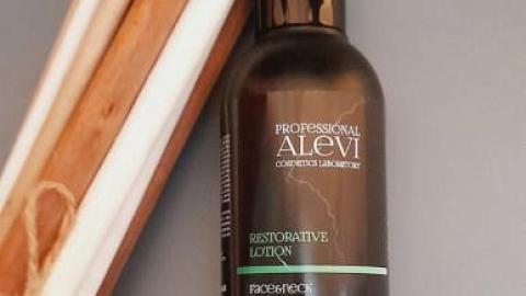 Отзыв: Увлажняет, смягчает, тонизирует.