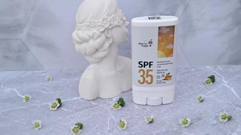 Отзыв: Удобно, надёжно, для всей семьи/ Солнцезащитный стик SPF 35+ Фруто Парк