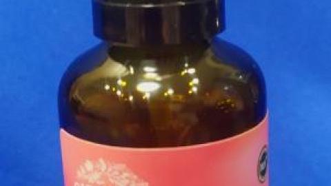 Отзыв: Выравнивающий тоник для лица, зоны декольте и спины против прыщей, угрей и чёрных точек с цинком