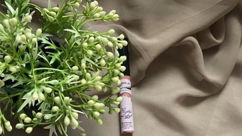 Отзыв: Сколько волка ни корми, он всё равно на новые блески для губ смотрит))) А точнее на давнюю хотелку — блеск для губ «Розовый грейпфрут» от ChocoLatte