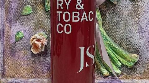 Отзыв: Гель для душа CHERRY & TOBACCO Jurassic Spa - это не просто средство для очищения кожи, а символ бодрого утра, уютного вечера и ароматный ритуал заботы о себе!