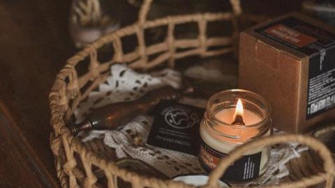 Отзыв: Свеча с тёплым, праздничным ароматом