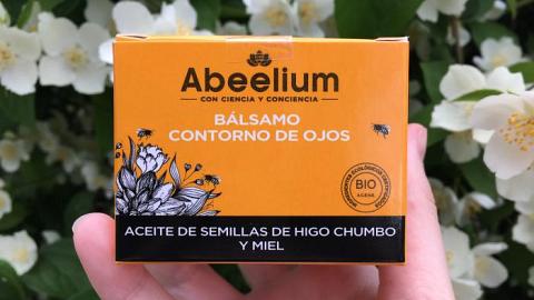 Отзыв: Будто салом намазалась