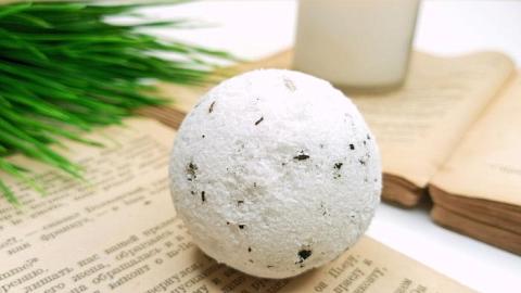 Отзыв: Впервые в жизни испытала такой кайф от бомбочки для ванны. Невероятное средство от Siberina