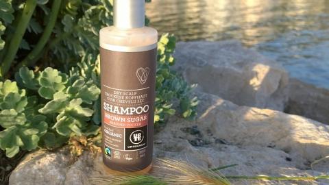 Отзыв: Шампунь с тростниковым сахаром для сухой кожи головы Urtekram