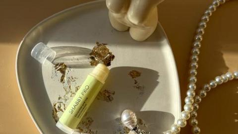 Отзыв: SOS - бальзам для обветренных губ