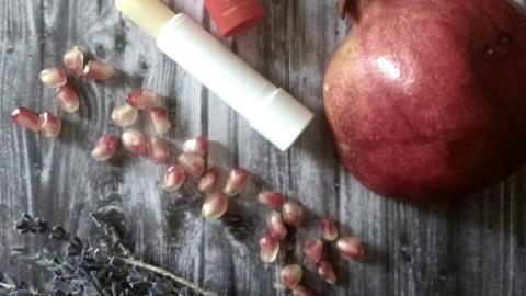 Отзыв: Идеальный бальзам для губ, я нашла его - Sante с Био-Гранатом и Марулой