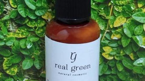 Отзыв: Восстанавливающий крем для лица с экстрактом Амурского бархата для стимуляции синтеза коллагена в клетках кожи.