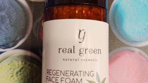 Отзыв: Пенка для деликатного и нежного очищения