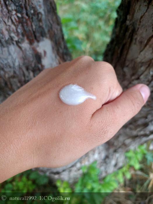 Нежное, деликатное мыло, которое тщательно очищает кожу от загрязнений, при этом подходит для сухой и чувствительной кожи рук - отзыв Экоблогера natural1992