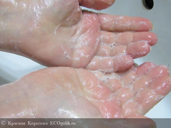 Жидкое мыло для рук антибактериальное Мята и лайм- такая важная сейчас гигиена рук, да ещё и с абсолютно натуральным составом! - отзыв Экоблогера Красная Королева