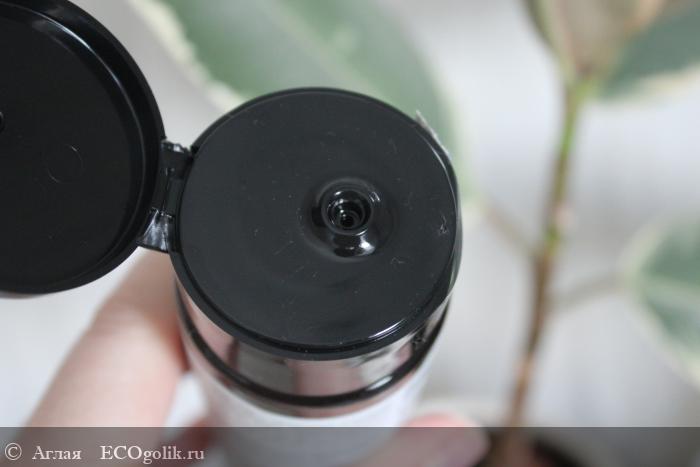 Достойный и бюджетный продукт для демакияжа - отзыв Экоблогера Аглая 