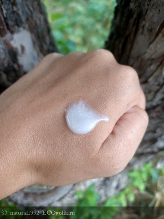Нежное, деликатное мыло, которое тщательно очищает кожу от загрязнений, при этом подходит для сухой и чувствительной кожи рук - отзыв Экоблогера natural1992