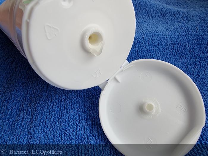 Гель для бритья для зоны бикини с витамином Е - отзыв Экоблогера Валюха