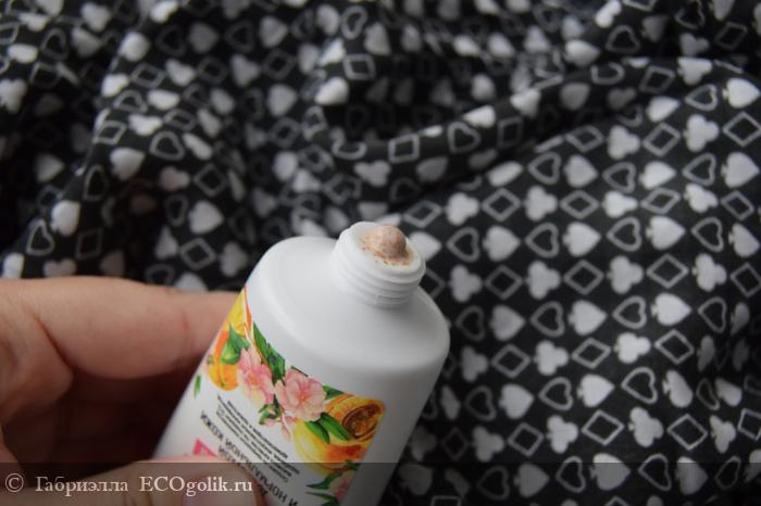 Скраб для лица Мягкий пилинг - отзыв Экоблогера Габриэлла