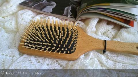 Отзыв от katrin377: Щетка для волос прямоугольная с деревянными зубчиками 