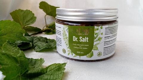 Отзыв: Многофункциональная соль Dr. Salt - синергия солей мертвого моря и сибирских трав