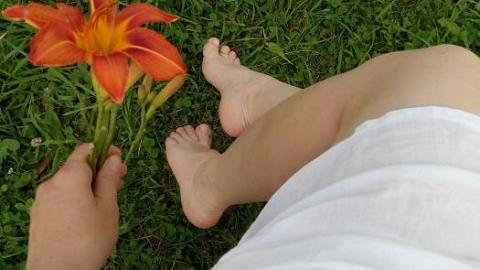 Отзыв: Наилегчайший пилинг для ног, такой легкий, что почти не чувствуется...