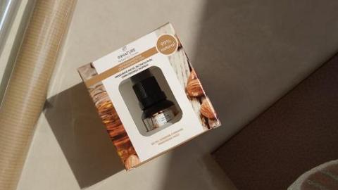 Отзыв: Нежное прикосновение с натуральным кремом для кожи вокруг глаз от Innature