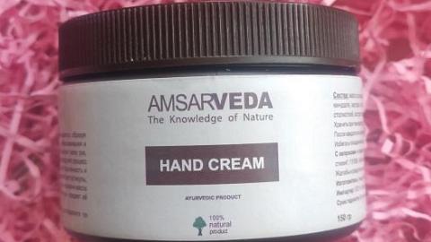 Отзыв: Идеальный продукт для ночного ухода за кожей рук.