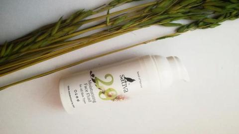 Отзыв: Идеальный увлажняющий крем флюид для привередливой кожи Sativa 29