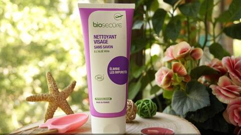 Отзыв: Моё первое знакомство с Biosecure началось именно с него! ✿ Эффективно удаляет ежедневные загрязнения с кожи, одновременно ухаживая за ней