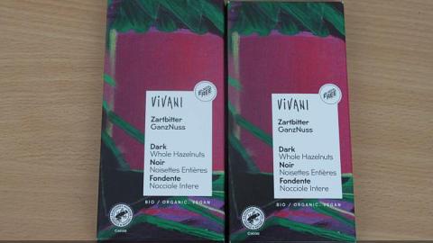 Отзыв: Vivani Темный шоколад с цельными лесными орехами