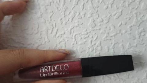 Отзыв: Мой первый блеск, которым я действительно пользуюсь регулярно - ARTDECO Lip Brilliance