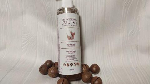 Отзыв: Парфюмированный гель для душа с ароматом макадамии от AleVi. Отличный гель для душа, имеющий классный состав, красивый цвет, приятный аромат. Бережно очистит вашу кожу, окутав её лёгкой пенкой.
